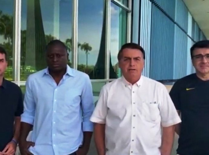 Bolsonaro diz que governo russo autorizou soltura do brasileiro Robson Oliveira