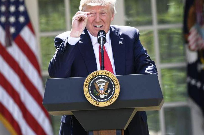 Trump reina no 'magaverse' conservador com discurso extremista