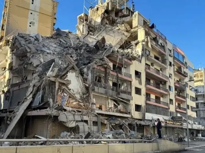 Voos parcialmente retomados e explosões em Tel Aviv, Jerusalém, Beirute e Teerã; o que aconteceu até agora no 6º dia da guerra