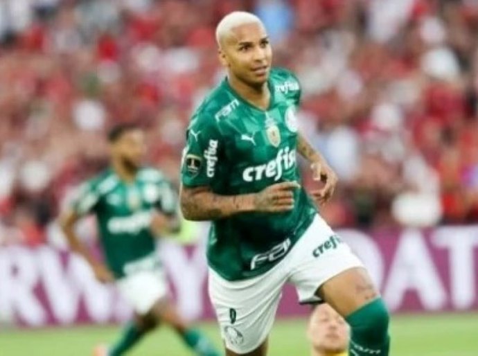 Deyverson, do Cuiabá, provoca Gabigol e exalta o Palmeiras: 'Vocês ainda sangram'