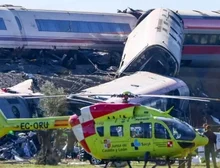 Ao menos 68 pessoas morreram e dezenas ficaram feridas em acidente com trem de alta velocidade na Espanha