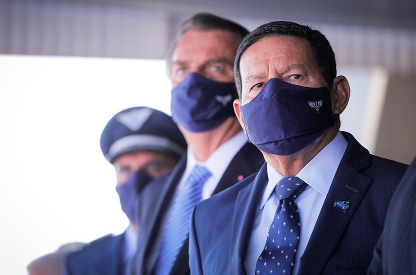 ‘As eleições serão realizadas’, diz Mourão após fala de Bolsonaro