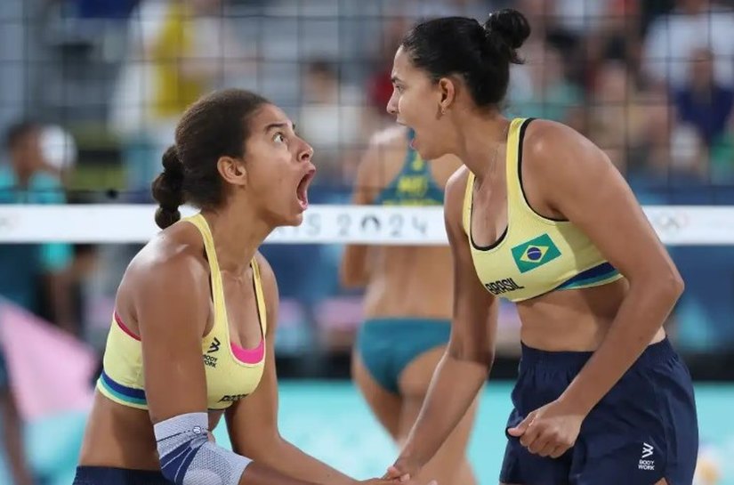Duda e Ana Patrícia vencem australianas de virada e vão à final no vôlei de praia