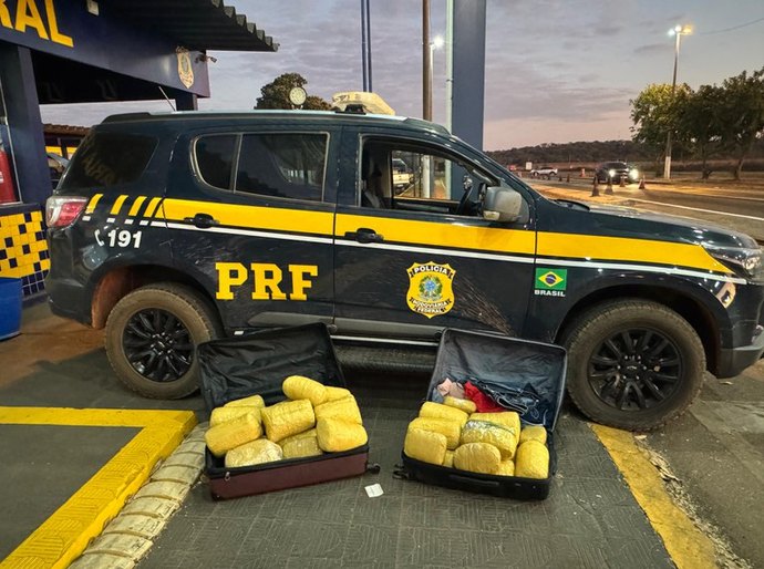 PRF apreende Skunk e prende foragida em Rondonópolis, MT