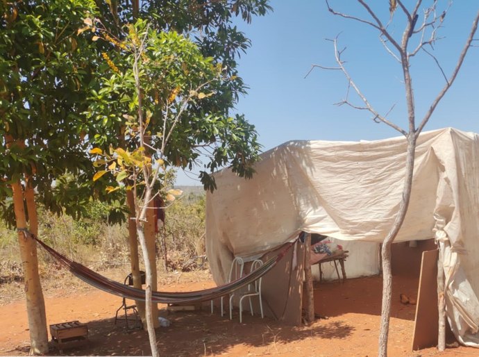 Polícia prende 3 por invasão de terra em Chapada dos Guimarães, MT