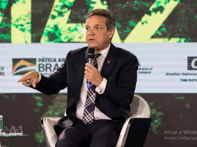 Conselho da Petrobras elege Caio Mário Paes de Andrade como novo presidente