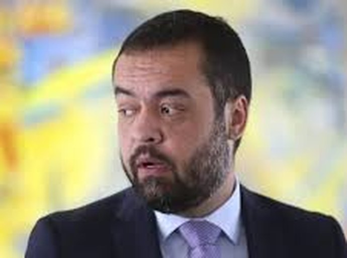 Castro é alvo da PF por aporte de R$ 3 bi da Rioprevidência no Master
