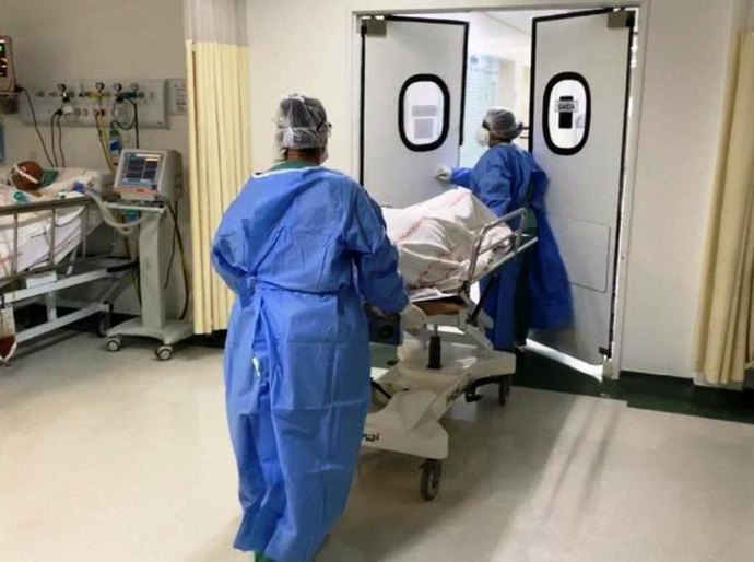 Hospitais de SP têm falta de profissionais de saúde para UTIs, dizem médicos