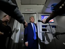 Trump dá 10 dias para Putin acabar com a guerra a partir de hoje
