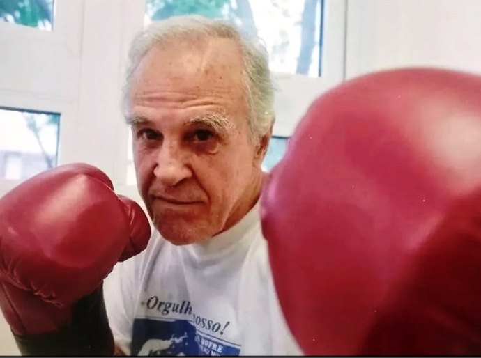 Éder Jofre, ex-pugilista e campeão mundial de boxe, morre aos 86 anos em SP