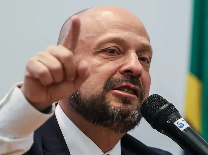 INSS volta a autorizar empréstimos mediante cadastramento biométrico