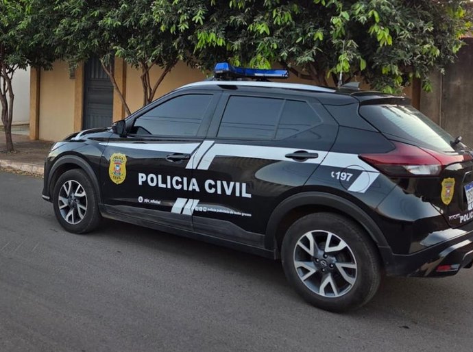 Polícia Civil cumpre 16 mandados contra facção criminosa em Alto Taquari, MT