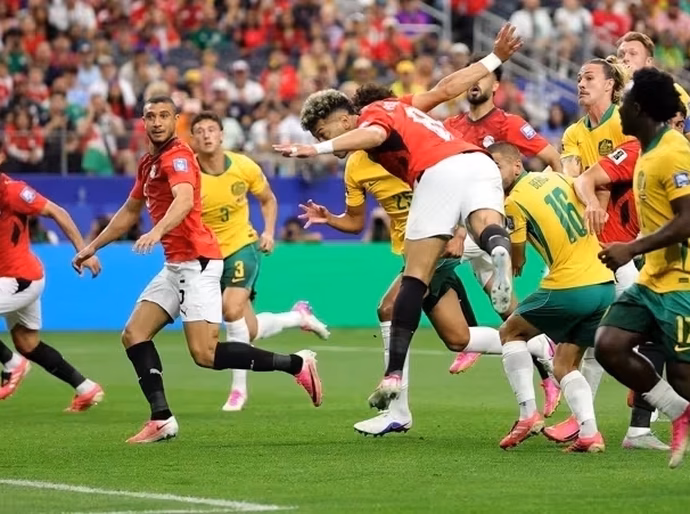 Egito derrota Austrália nos pênaltis e vai às oitavas da Copa do Mundo