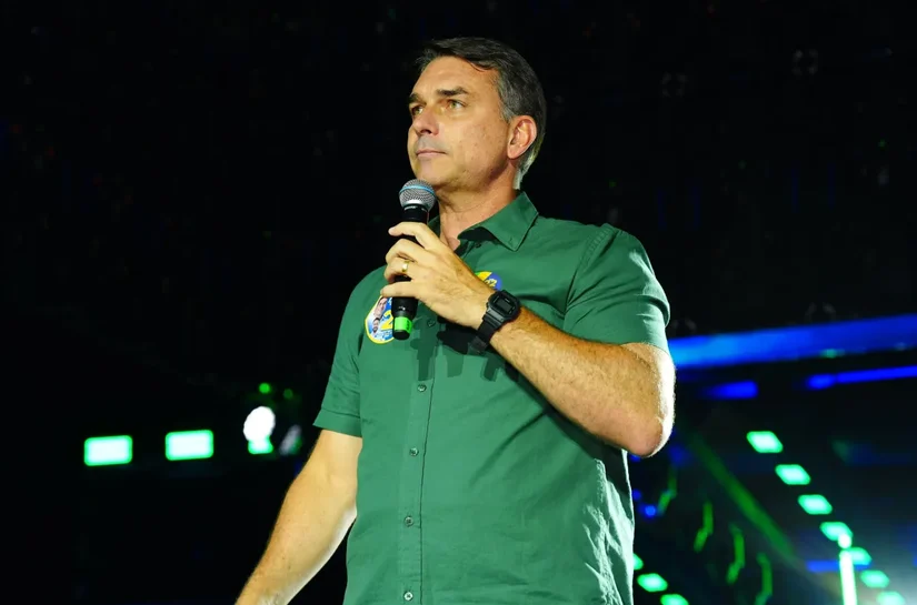Flávio diz que pedirá anulação das eleições
