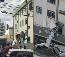 Bombeiros confirmam duas mortes após queda de avião em BH