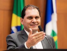 “VOCÊ VAI VER O DOIDO”: veja áudio atribuído a deputado expõe ameaças e enxurrada de ofensas contra empresária