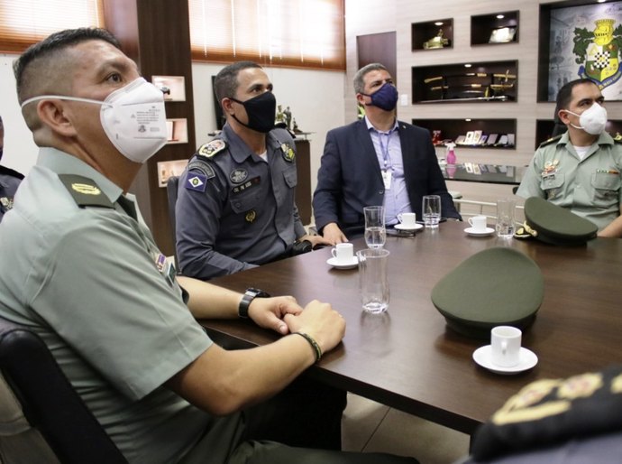 Representantes da Polícia Nacional da Colômbia conhecem modelo de segurança pública aplicado em MT