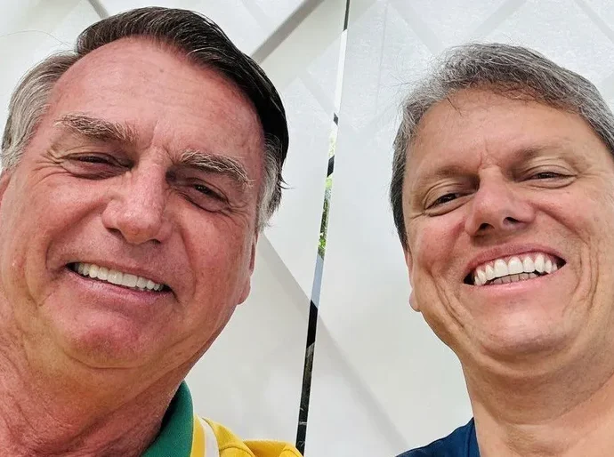 Tarcísio diz a aliados que não tentará Planalto, mesmo se Bolsonaro pedir