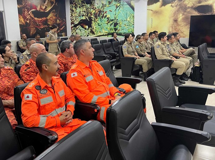 “Nós viemos aprender com os maiores especialistas em gestão de incêndio florestal”, afirma tenente-coronel bombeiro do Rio de Janeiro