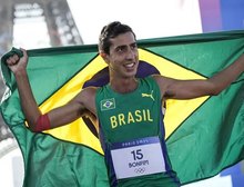 Caio Bonfim fatura prata inédita para o Brasil na marcha atlética