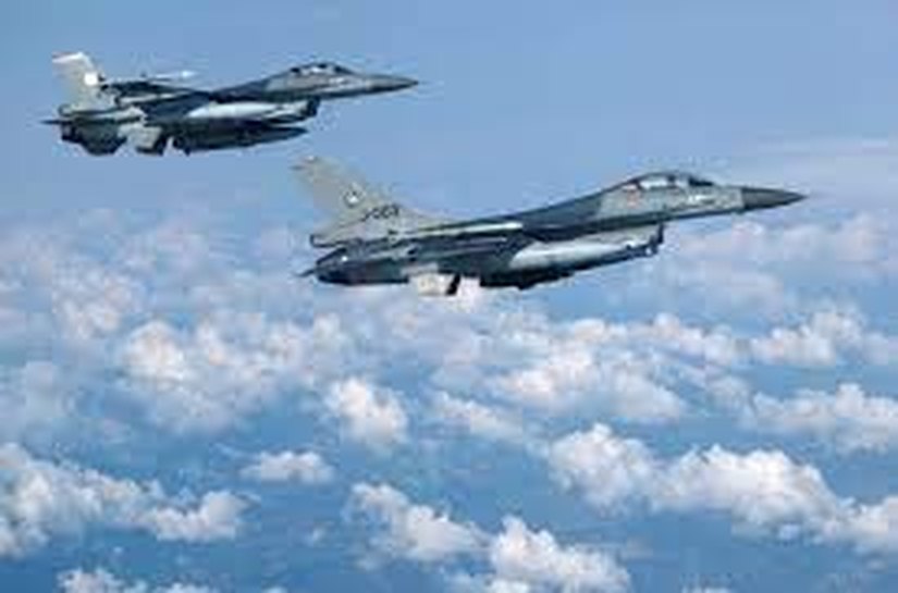 Embaixador russo diz que fornecimento de jatos F-16 à Ucrânia é uma “escalada”