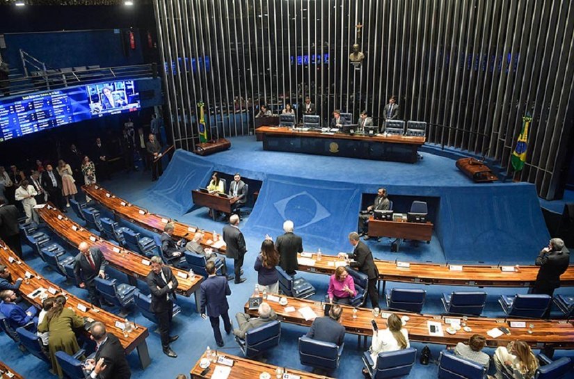 Fim da reeleição: divergências sobre mandatos e unificação de datas podem atrasar votação no Senado