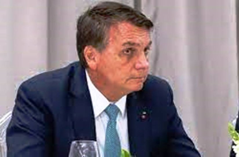 Bolsonaro promete ir ao Senado por impeachment de ministros do STF: “Extrapolam limites constitucionais”