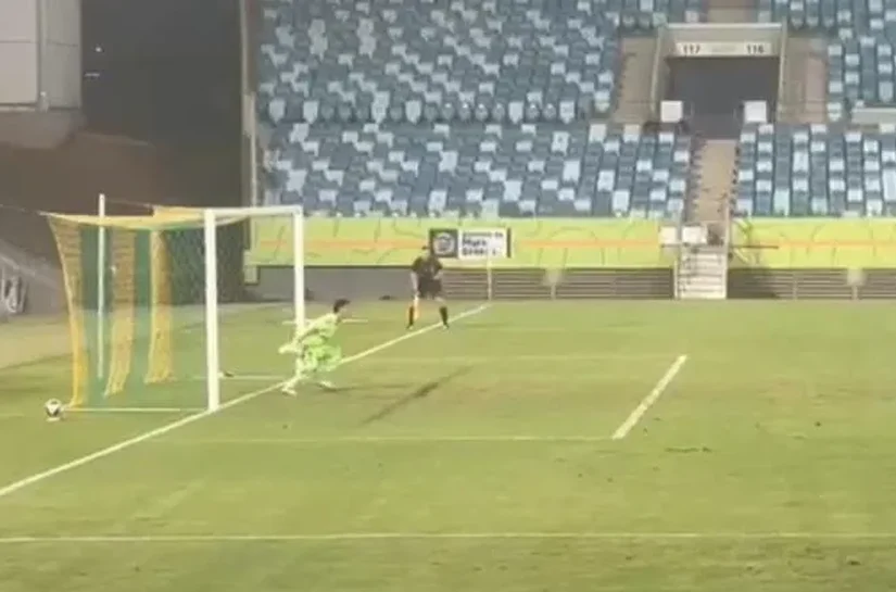 Veja Vídeo: Dois passos que podem ter mudado a final: goleiro do Cuiabá avança, defende pênalti e leva Paulistano à revolta