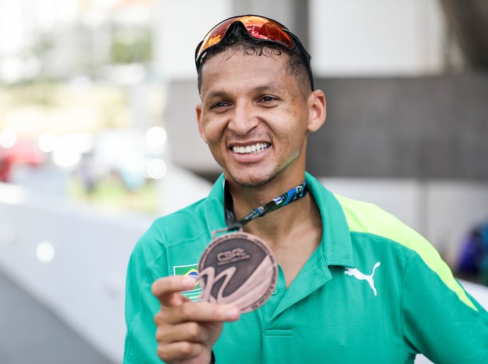 Mato-grossense do Projeto Olimpus fatura o bronze em segundo dia de competição do Ibero-Americano de Atletismo