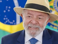 Lula afaga Forças Armadas, cita “Xandão” e minimiza ausências em discurso do 8/1