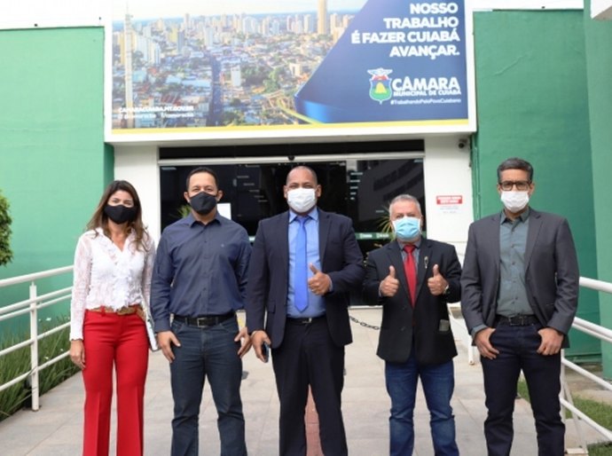 Reunião discute criação de postos de atendimento da Defensoria Pública na Câmara