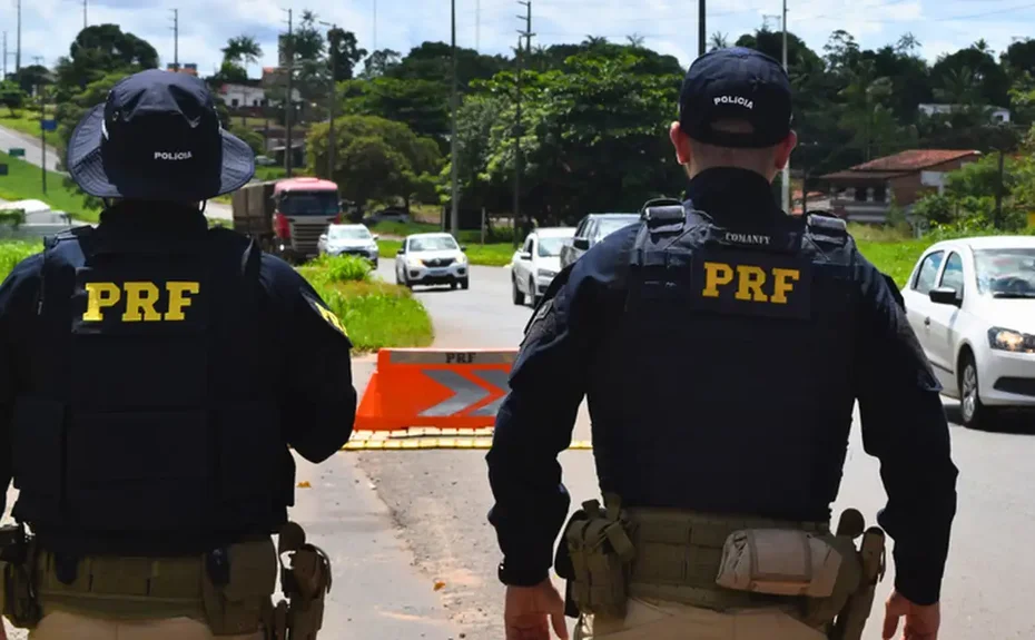Agentes da PRF morrem durante perseguição no Rio de Janeiro