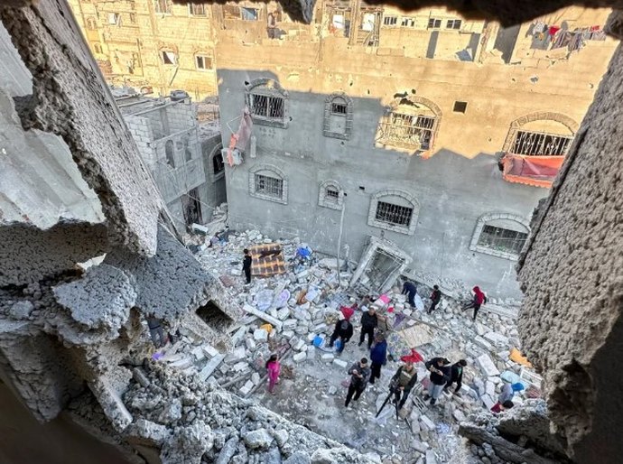 Israel avança em ofensiva e quase 200 palestinos morrem em 24 horas