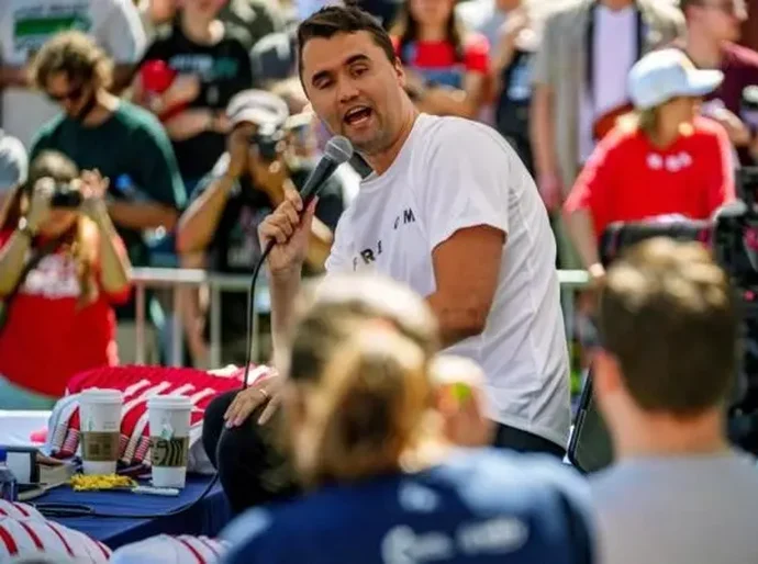 Quem foi Charlie Kirk, ativista aliado de Trump morto em atentado