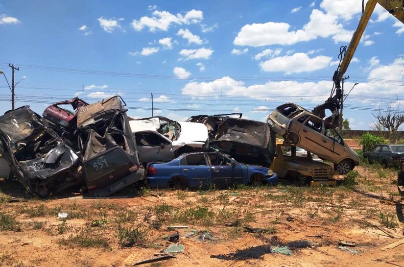 Mais de 165 veículos são reciclados em mais uma etapa da operação Pátio Limpo
