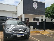 Operação da Polícia Civil investiga policial penal suspeito de infiltrar celulares em presídio