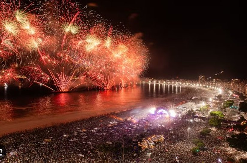 Feliz 2024! Rio dá boas-vindas ao ano novo com queima de fogos acompanhada de orquestra e show de drones