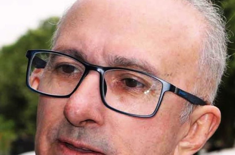 PF prende o ex-governador de MT, Osvaldo Sobrinho, por porte ilegal de arma de fogo; Pena é de 3 a 6 anos