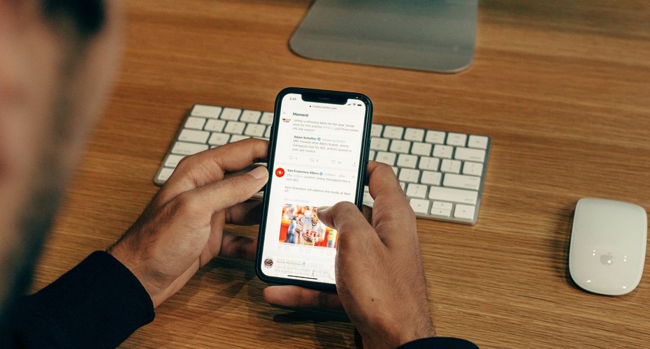 Influenciador pode fazer campanha eleitoral? Lei impõe limites, e fiscalização é desafio para o TSE