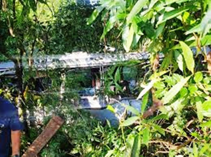 Sete pessoas morrem e 13 ficam feridas em acidente com ônibus da saúde, em Marechal Cândido Rondon