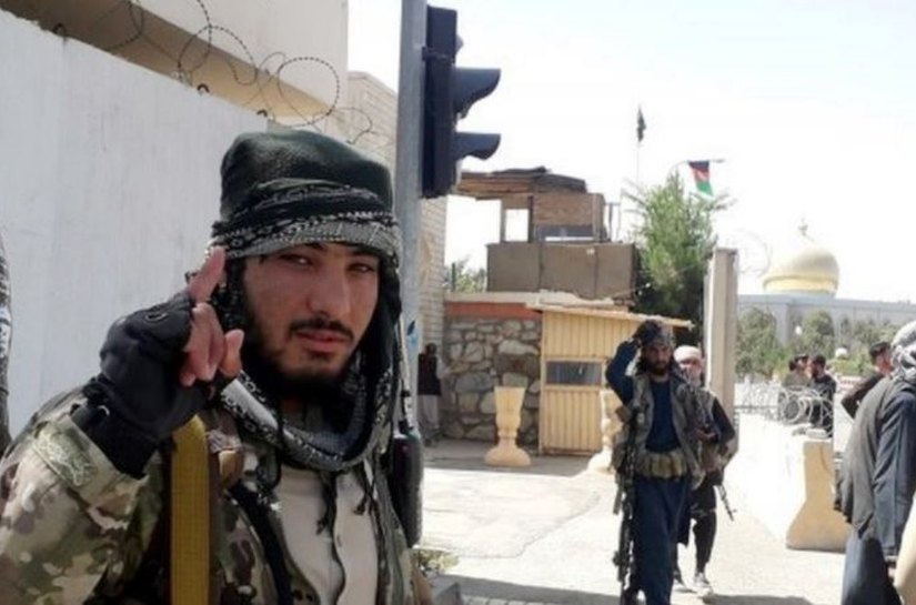 Talebã toma Cabul e diz que 'guerra acabou' no Afeganistão