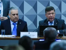 Oposição elege presidente e relator da CPMI do INSS