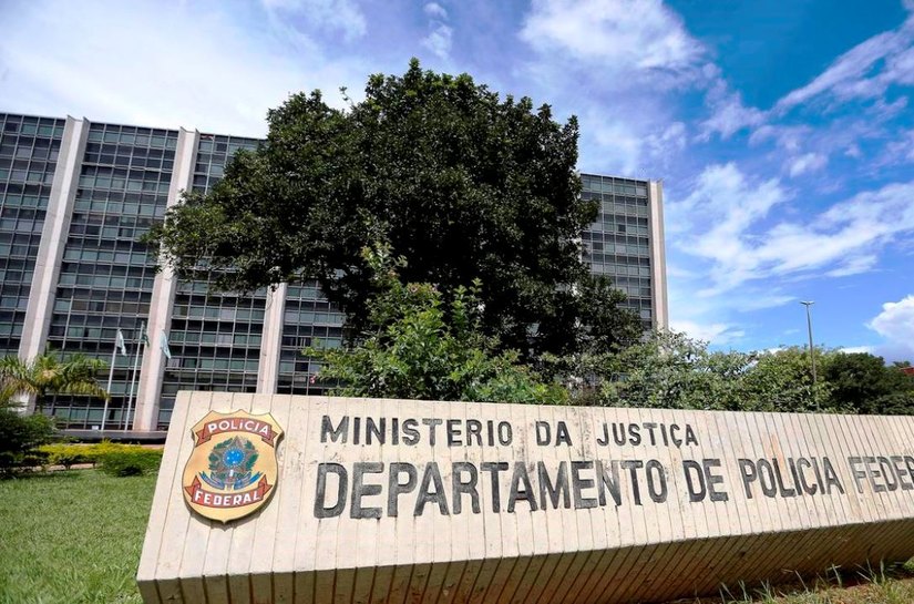 PF desarticula organização criminosa que promovia pirâmide financeira