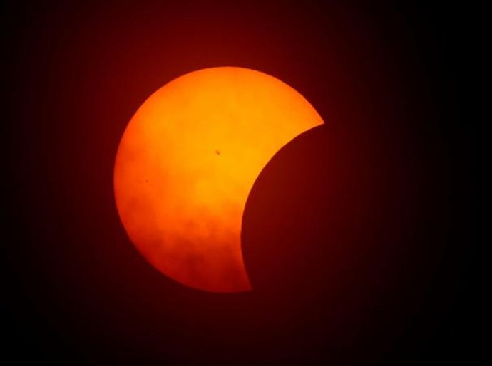 As fascinantes imagens do eclipse solar total na América do Norte