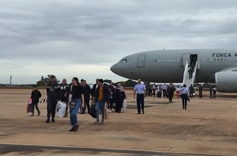 Terceiro grupo de repatriados vindos de Gaza chega ao Brasil