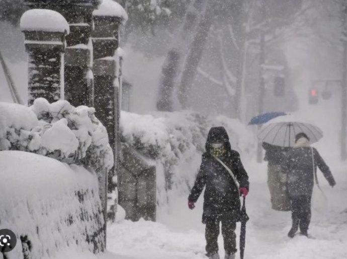 Sobe para 14 o número de mortos em tempestade de neve no Japão