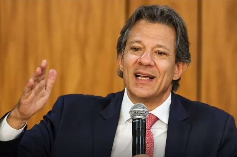 Haddad anuncia pacote de R$ 70 bi, isenção de IR até R$ 5 mil e taxação superior a R$ 50 mil