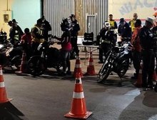 Fiscalização remove 33 motocicletas e prende duas pessoas por embriaguez ao volante em Cuiabá