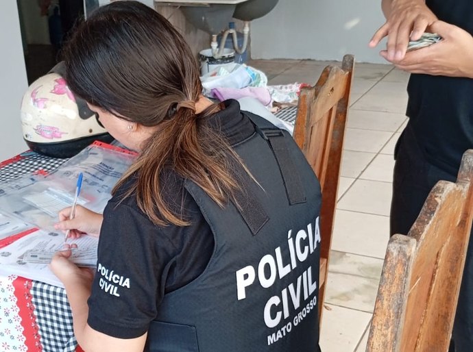 Operação da Polícia Civil mira grupos especializados em fraudes eletrônicas contra figuras públicas