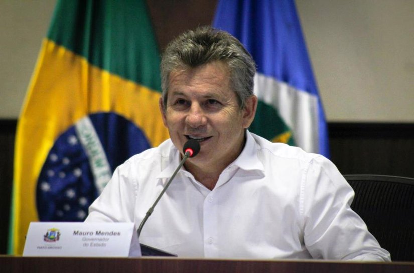 Mauro Mendes comemora aprovação da AL para adicional a servidores da Saúde que atuam contra a covid